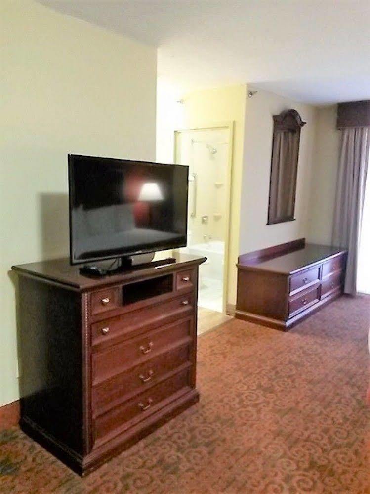 Governors Suites Hotel Oklahoma City Airport Area Kültér fotó